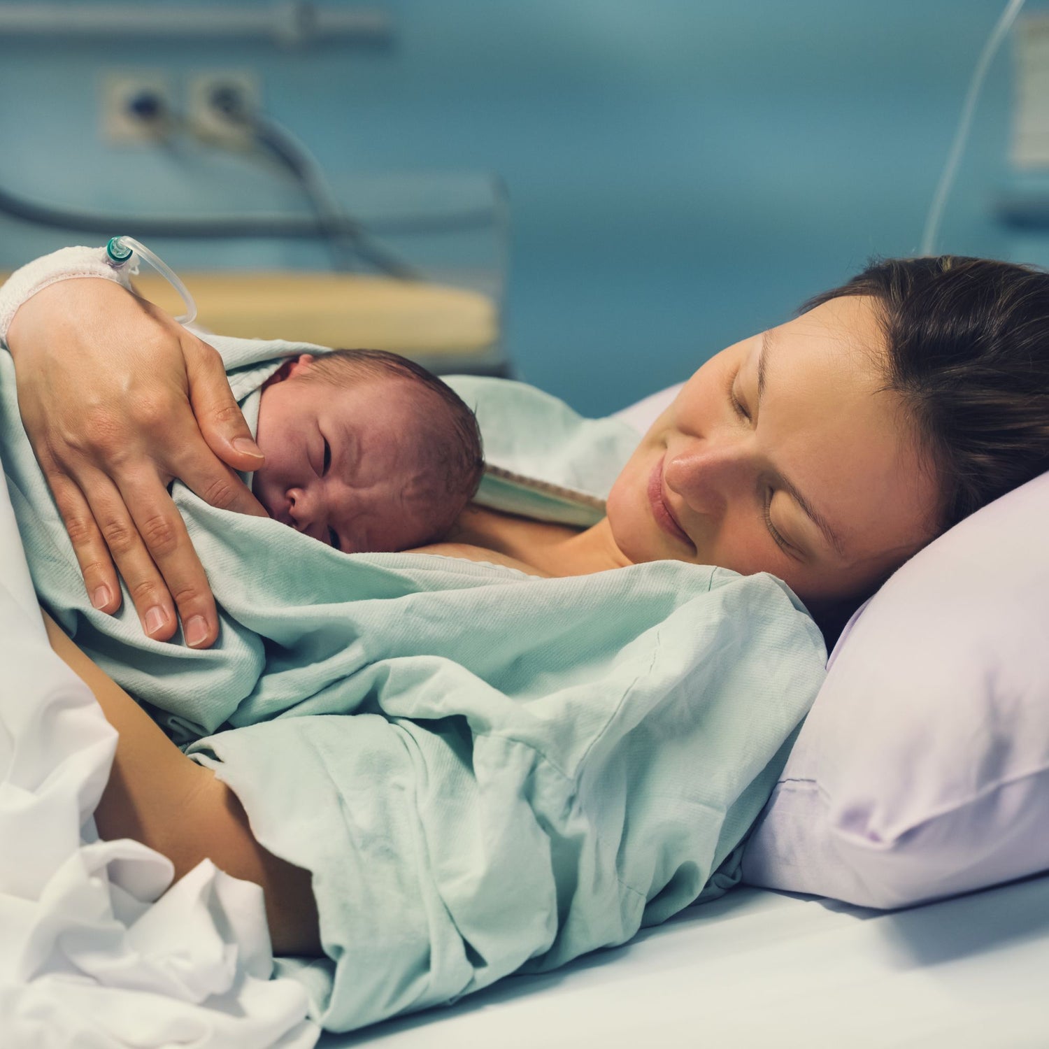 Videocorso preparto online di dr-silva.com creato per te dall'ostetrica, osteopata e nutrizionista: lezione sul puerperio e il linguaggio del neonato nei primi mesi di vita