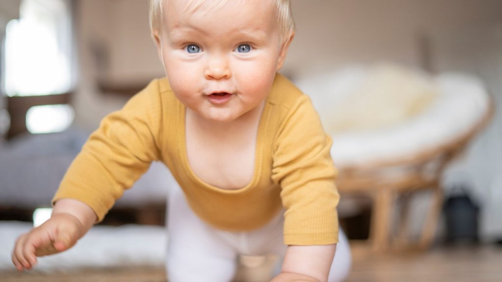 sviluppo psicomotorio nel neonato di 9 mesi