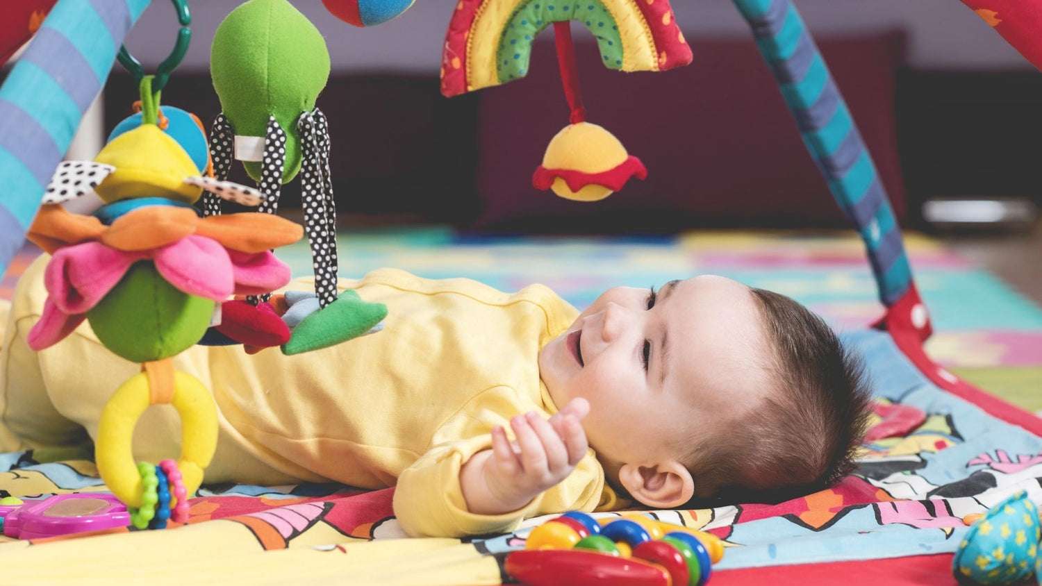 giochi e attività per lo sviluppo psicomotorio del neonato da 0 a 6 mesi